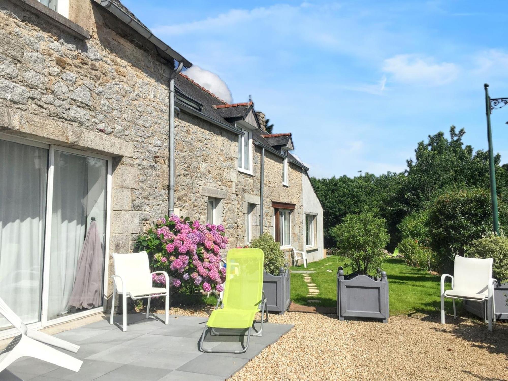 Maison Charmante A Huelgoat + Jardin Relaxant ภายนอก รูปภาพ